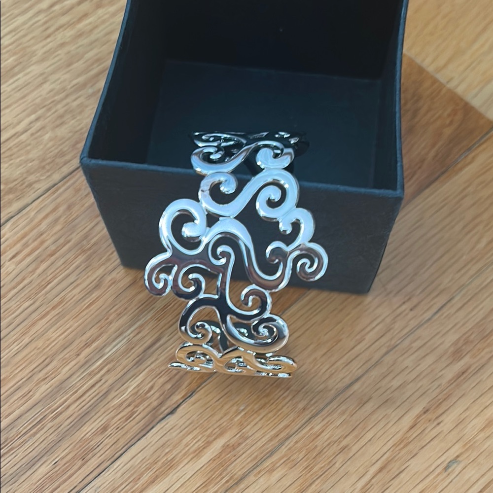 Silver  Filigree Bracelet with Intricate Design